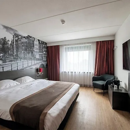 Bastion Hilversum 3*