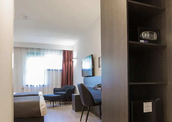 Bastion Hilversum Hotel 3*